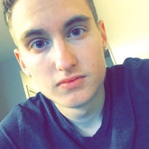 Meet your Posher, Johnathan